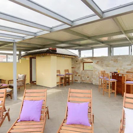 Seabreeze Villa *